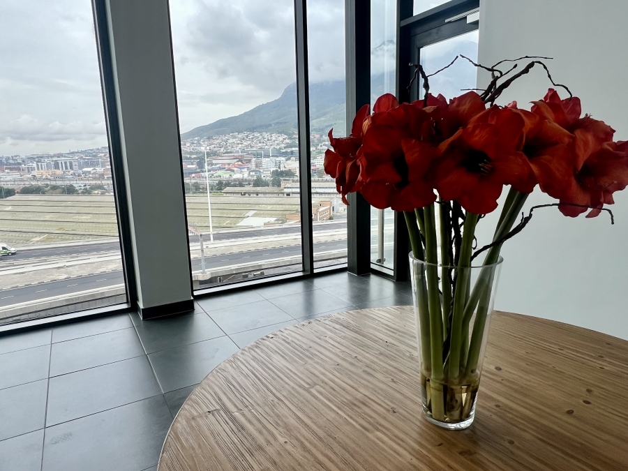 1 Bedroom Property for Sale in Foreshore Western Cape
